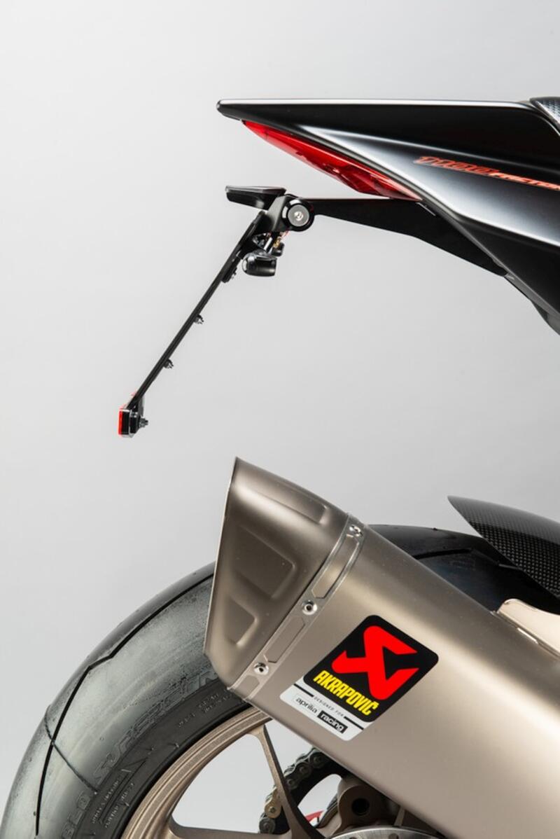 Adjustable License Plate Holder for Aprilia A1